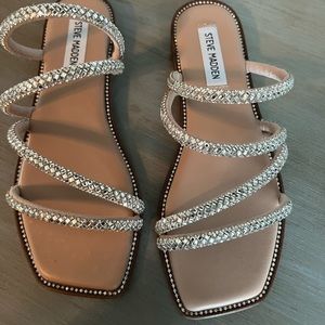 Brand new Steve Madden Starie Sandals 6.5
